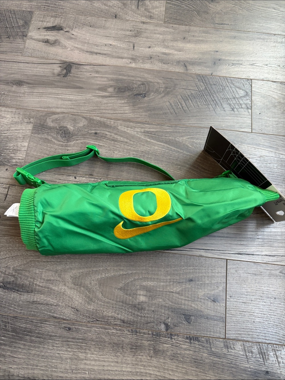 Nike Oregon Ducks Green Football hand warmer with Yellow Swoosh and O